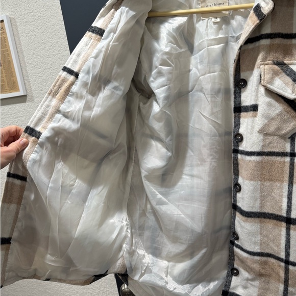 Shacket - Picture 2 of 3